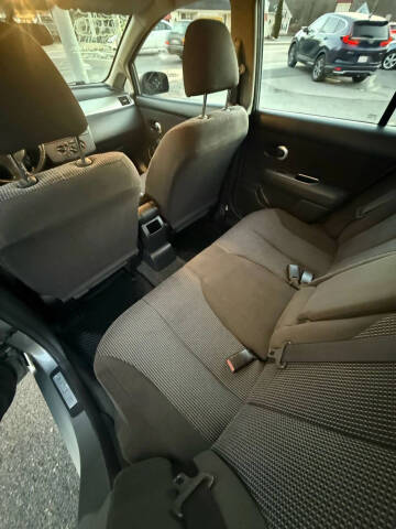 2012 Nissan Versa 1.8 S