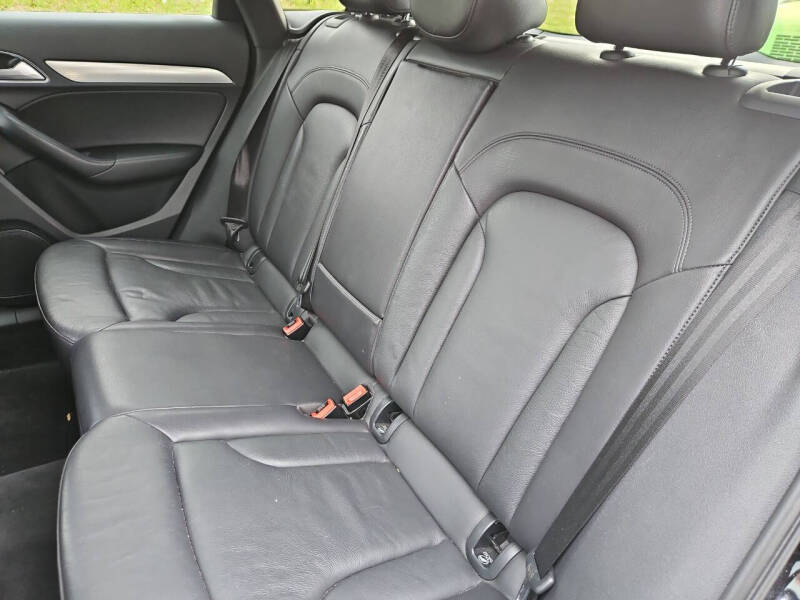 2017 Audi Q3 2.0T Premium Plus