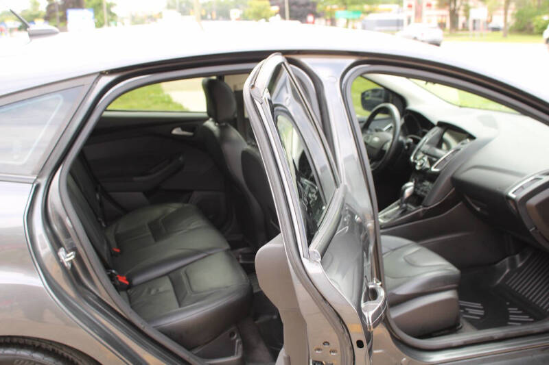 2018 Ford Focus Titanium