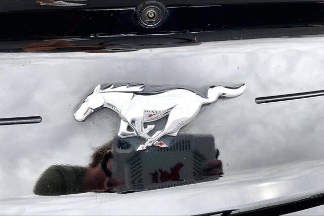 2021 Ford Mustang EcoBoost