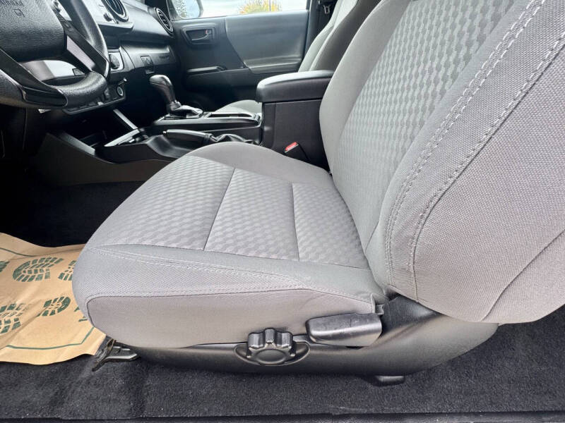 2021 Toyota Tacoma SR