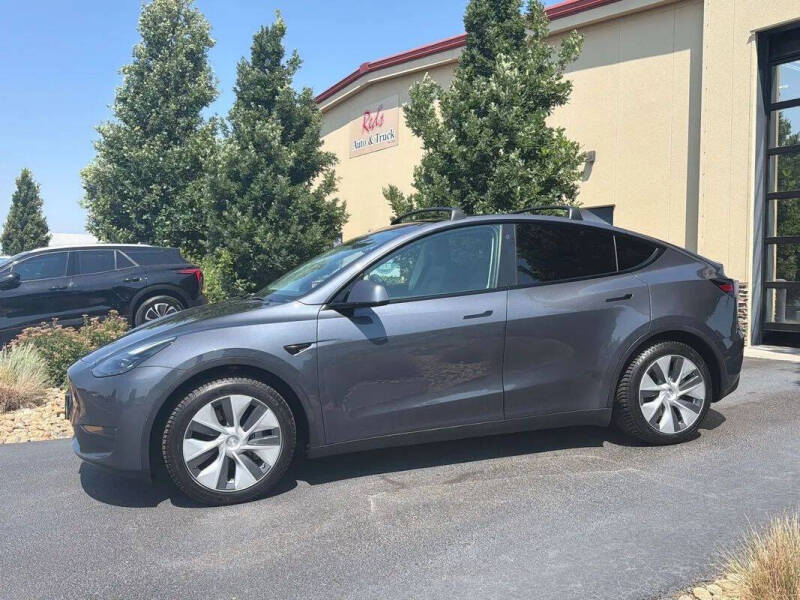 2023 Tesla Model Y Long Range
