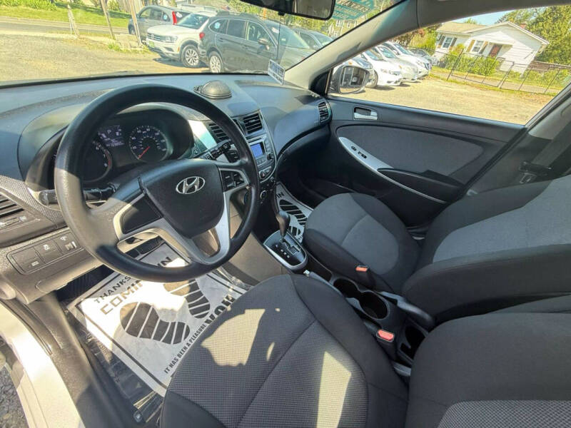 2014 Hyundai Accent GS