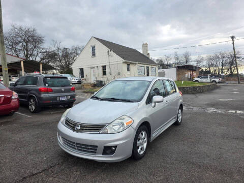 2011 Nissan Versa 1.8 S