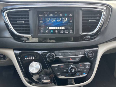 2020 Chrysler Pacifica Touring