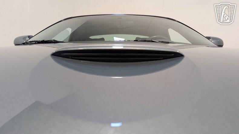 2004 Ford Thunderbird