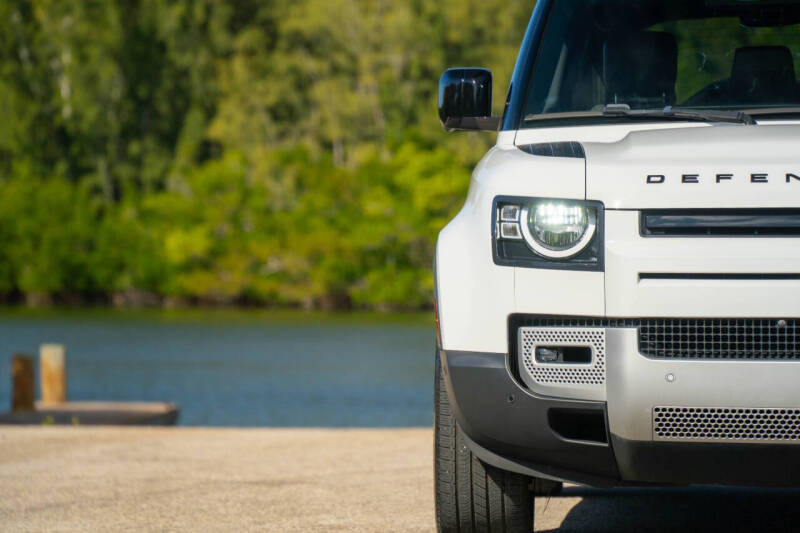 2023 Land Rover Defender 110 S