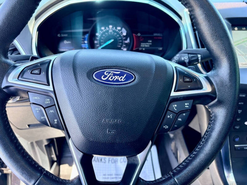 2019 Ford Edge Titanium