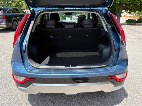 2025 Kia Niro EX Touring