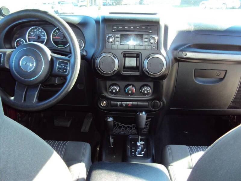 2012 Jeep Wrangler Sport photo 9