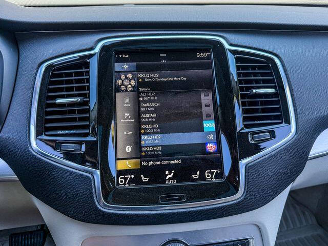 2016 Volvo XC90 T8 eAWD Momentum