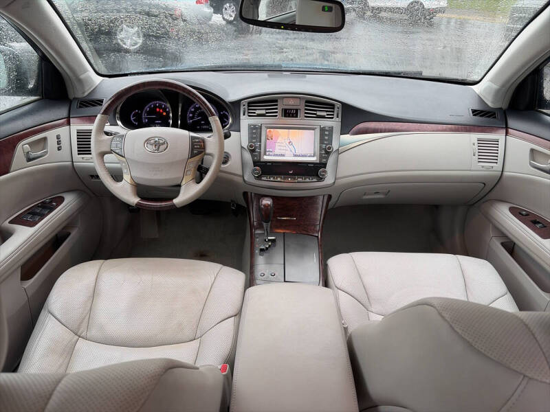 2011 Toyota Avalon Limited