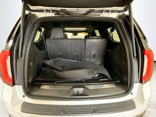 2023 GMC Yukon XL AT4