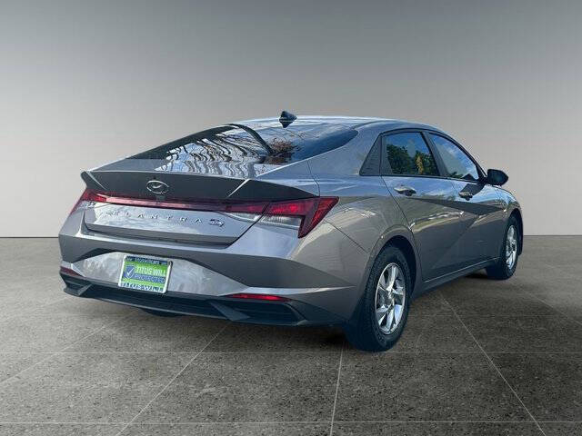 2022 Hyundai Elantra