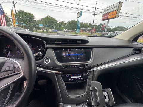 2017 Cadillac XT5 Luxury