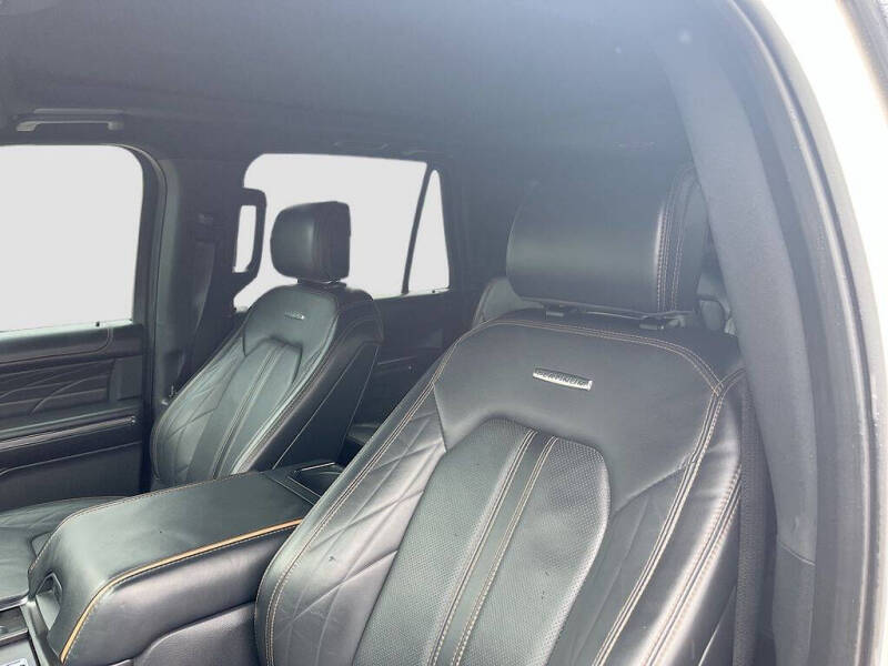 2023 Ford Expedition MAX Platinum