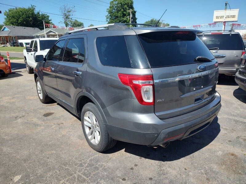 2011 Ford Explorer XLT
