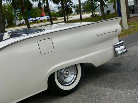 1957 Ford Fairlane