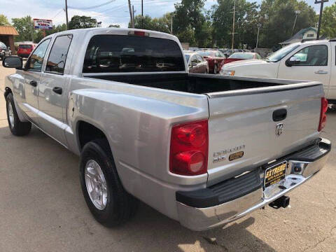 2006 Dodge Dakota SLT