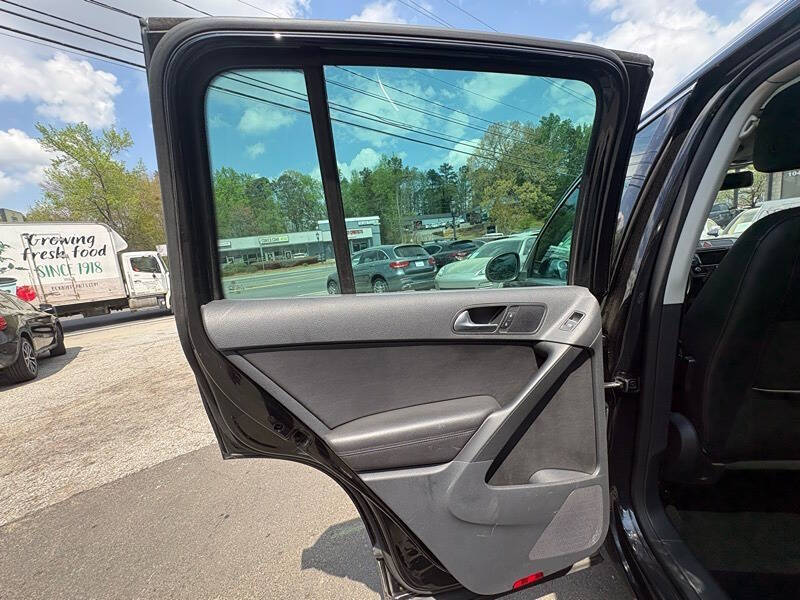 2011 Volkswagen Tiguan SEL