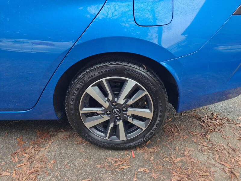 2023 Nissan Versa SV