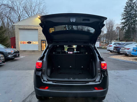 2023 Jeep Compass Latitude Lux