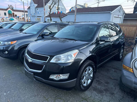 2012 Chevrolet Traverse for sale at American Dream Motors in Everett WA