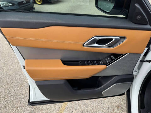 2019 Land Rover Range Rover Velar P250 R-Dynamic SE