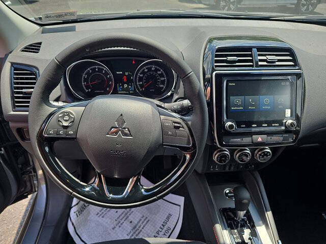 2025 Mitsubishi Outlander Sport LE