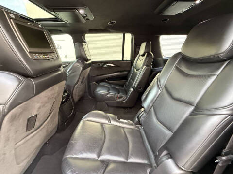 2016 Cadillac Escalade ESV Platinum