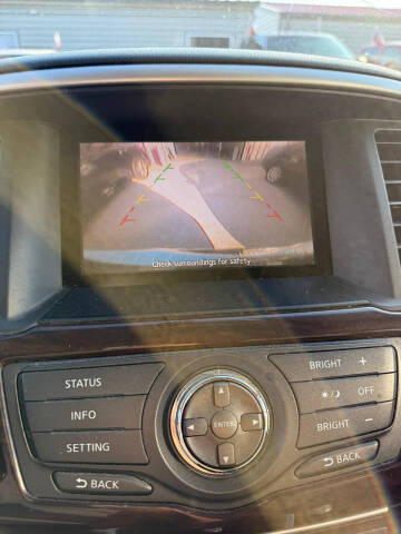 2014 Nissan Pathfinder SL