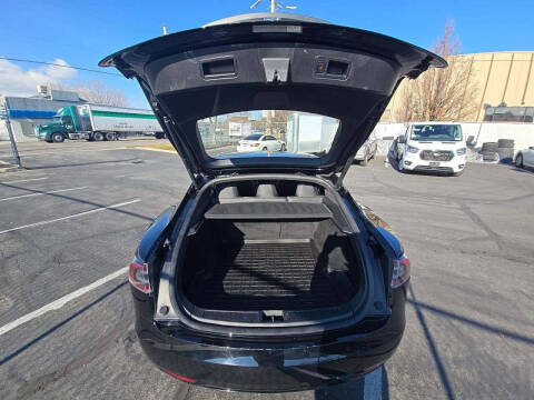 2020 Tesla Model S Performance