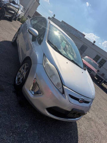 2011 Ford Fiesta SES