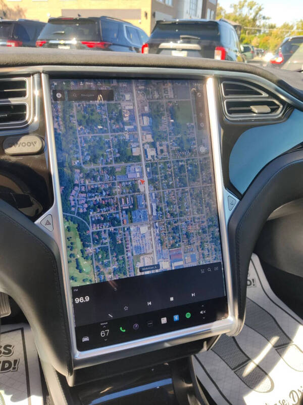 2015 Tesla Model S