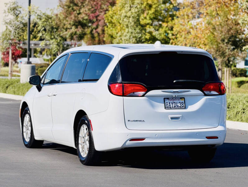 2017 Chrysler Pacifica Touring
