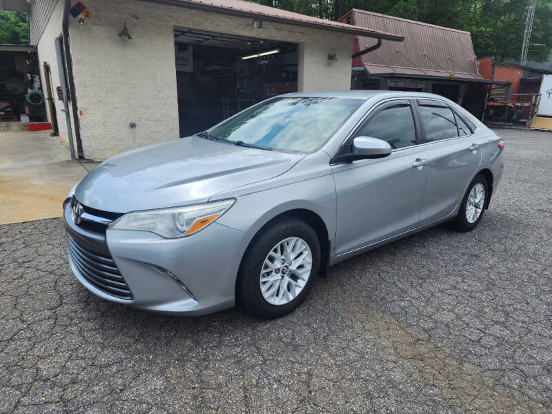 2017 Toyota Camry LE