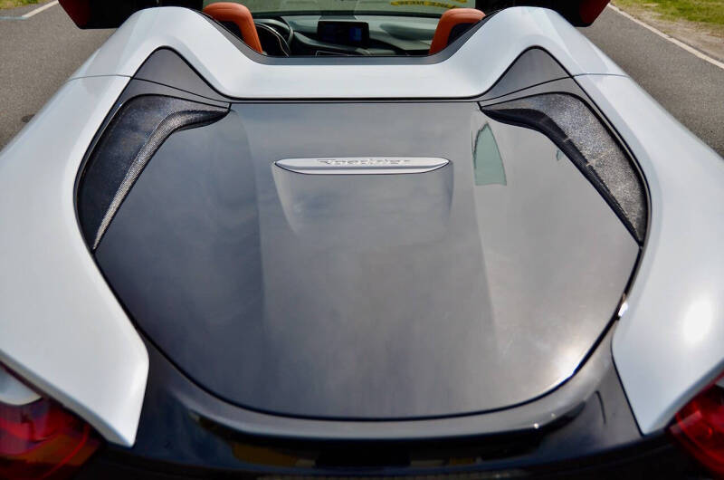 2019 BMW i8