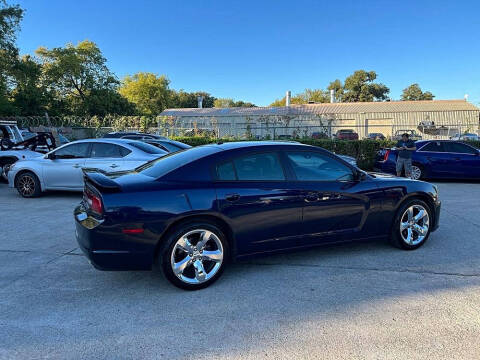 2014 Dodge Charger SE