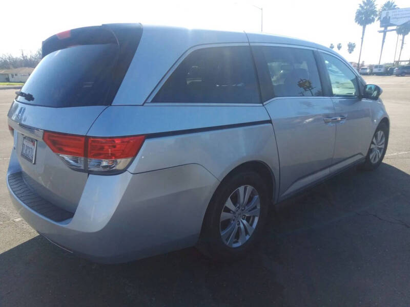 2015 Honda Odyssey EX-L - Photo 8
