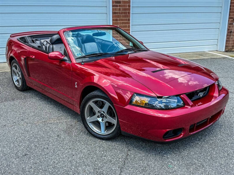 2004 Ford Mustang SVT Cobra