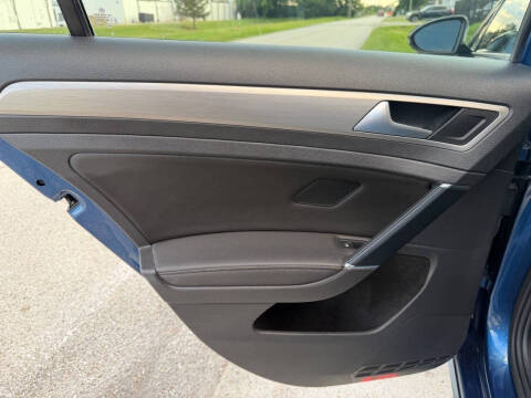 2015 Volkswagen Golf TDI SEL