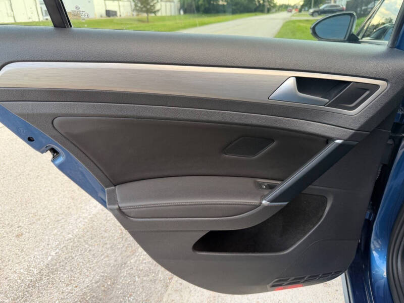 2015 Volkswagen Golf TDI SEL