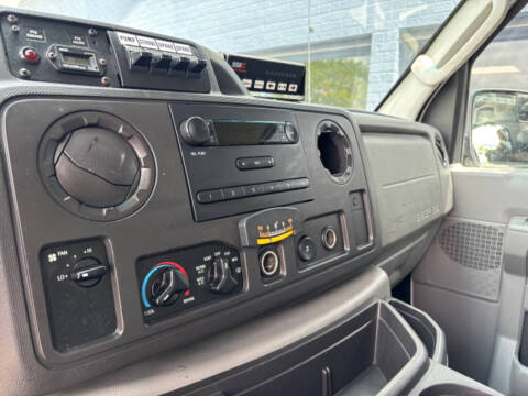 2010 Ford E350 Bucket Van