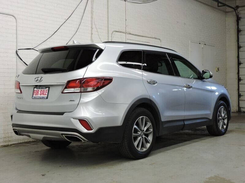 2017 Hyundai Santa Fe SE