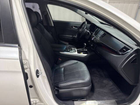 2016 Kia K900 Premium V6