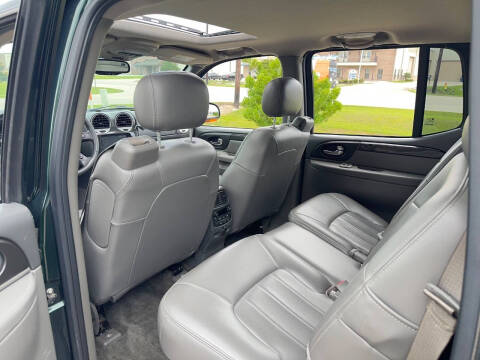 2004 GMC Envoy XUV SLT