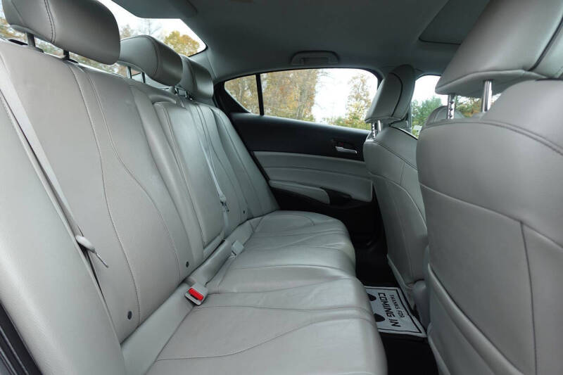 2019 Acura ILX w/Premium