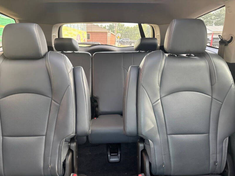 2021 Buick Enclave Essence