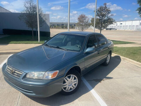 2001 Toyota Camry for sale at TWIN CITY MOTORS in Houston TX