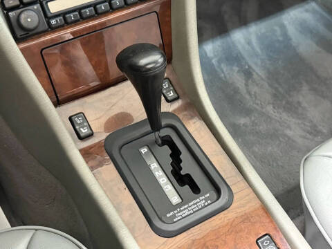 1995 Mercedes-Benz E-Class E 320